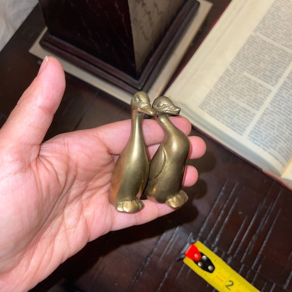Set of Vintage Brass Duck Figurines - Picture 7 of 7